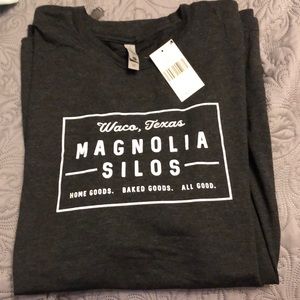 Magnolia Silos T-shirt size XXL NWT